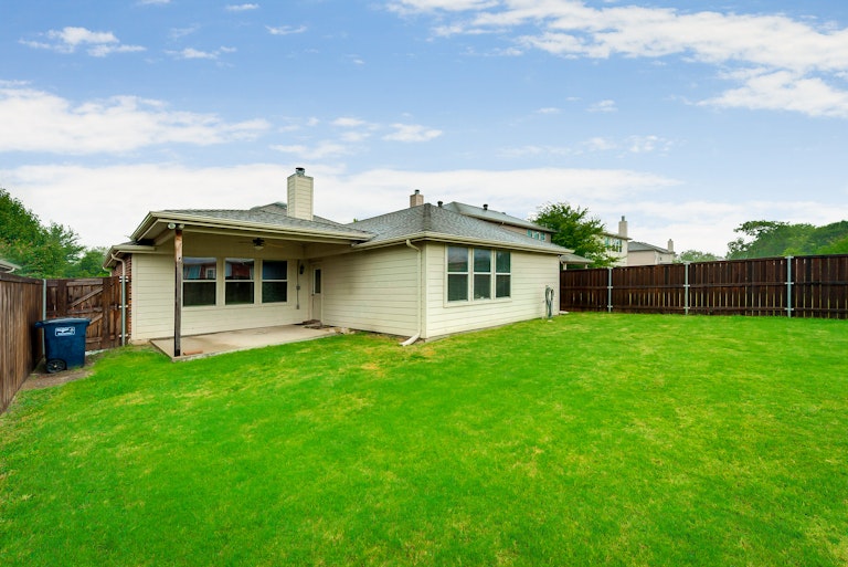 Photo 25 of 26 - 3608 Bandera Ranch Rd, Roanoke, TX 76262