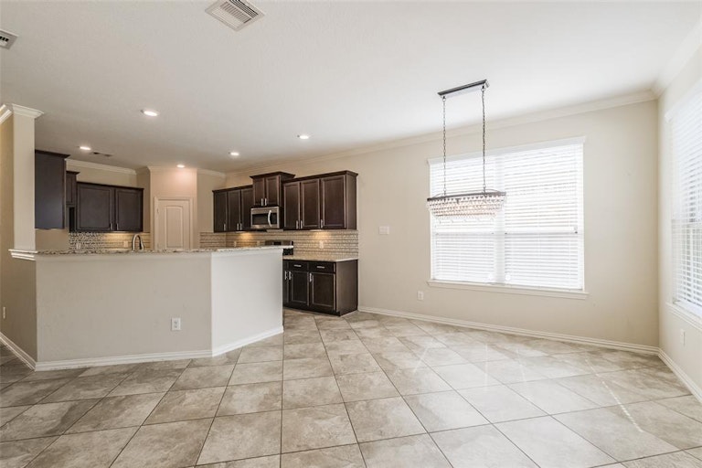Photo 21 of 48 - 16627 Highland Country Dr, Cypress, TX 77433