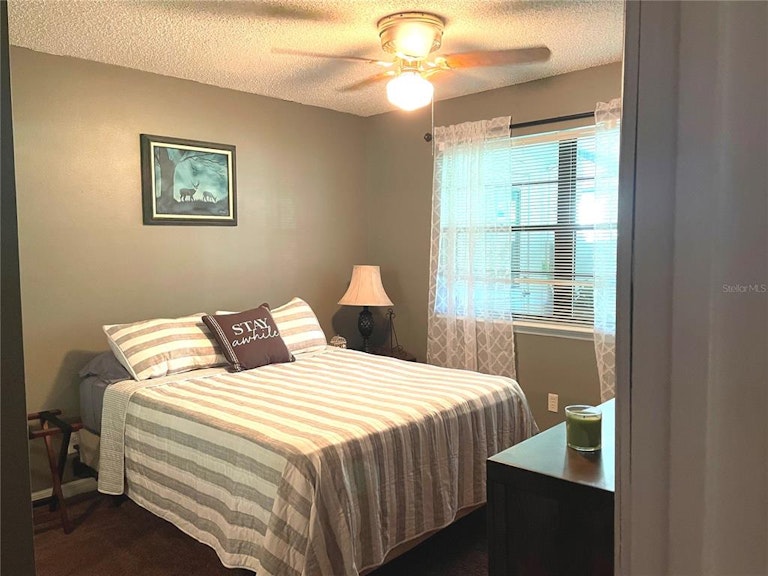 Photo 29 of 38 - 738 W Hogle Ave, Deland, FL 32720