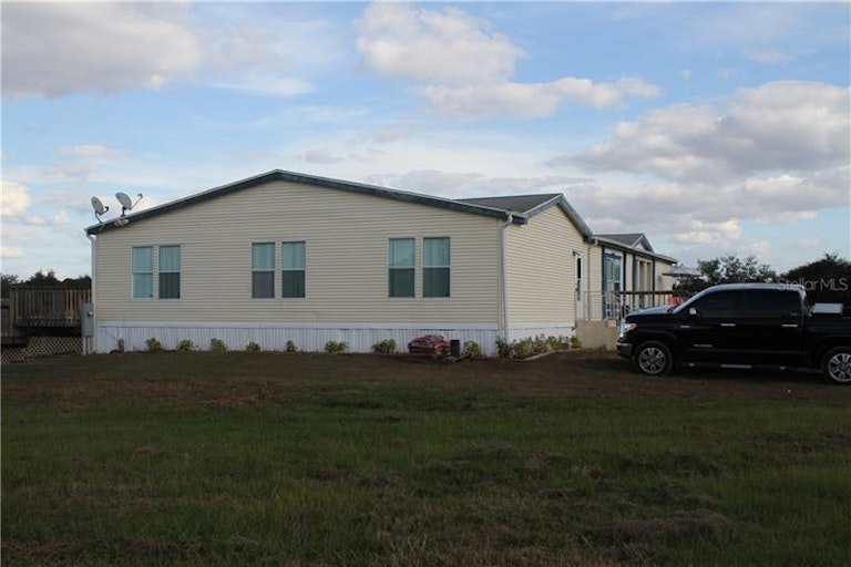 Photo 5 of 25 - 28001 65th Ave E, Myakka City, FL 34251