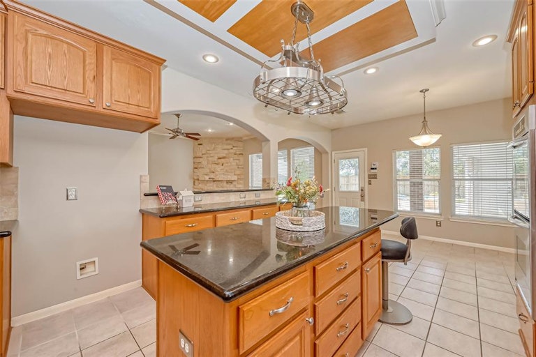 Photo 14 of 48 - 4210 Ruttand Park Ln, Katy, TX 77450
