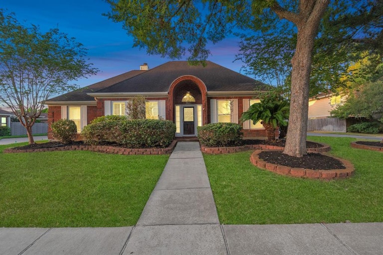 Photo 33 of 33 - 610 Ironwood Dr, Richmond, TX 77406