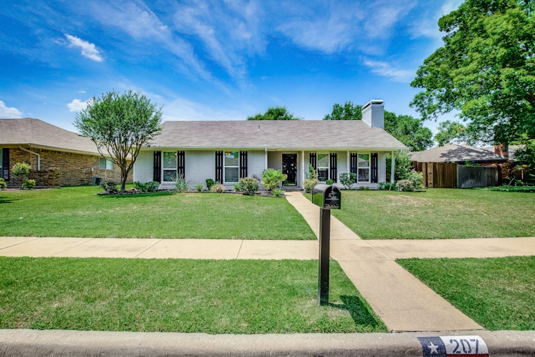 Photo 31 of 32 - 207 Cherrybark Dr, Coppell, TX 75019