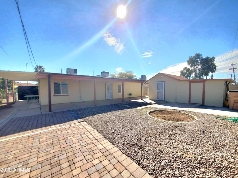 Photo 33 of 42 - 11122 W Connecticut Ave, Youngtown, AZ 85363