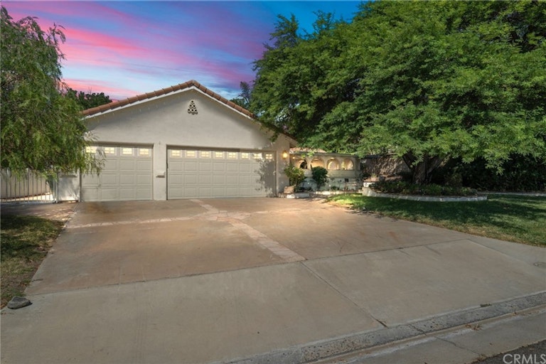 Photo 3 of 41 - 23725 Schooner Dr, Canyon Lake, CA 92587