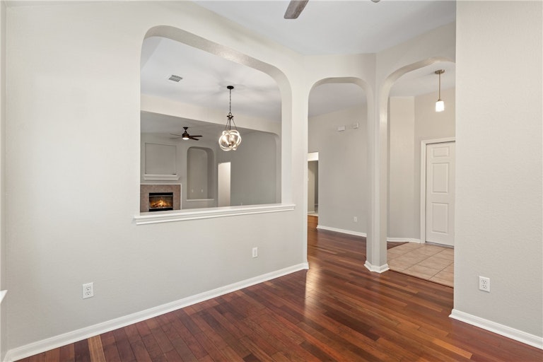 Photo 10 of 25 - 4125 Gazley Ln, Austin, TX 78732