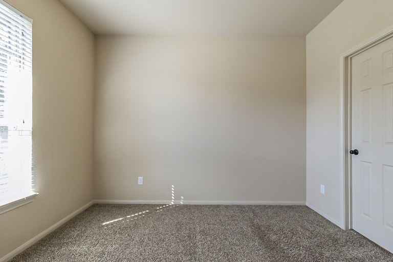 Photo 24 of 28 - 28722 Havenport Dr, Katy, TX 77494