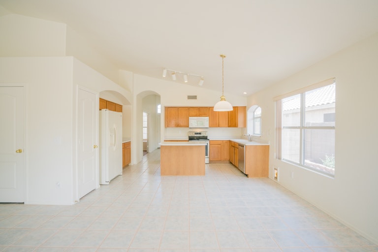 Photo 2 of 24 - 9821 W Tonopah Dr, Peoria, AZ 85382