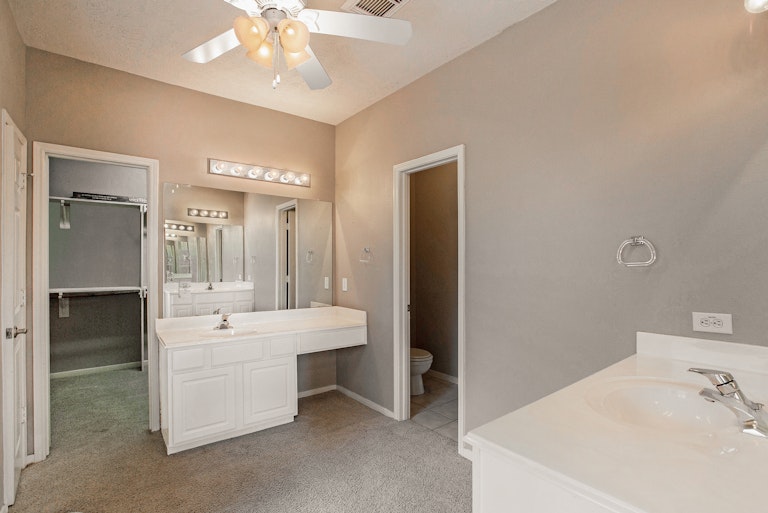 Photo 13 of 17 - 11919 Lakewood Hills Dr, Tomball, TX 77377