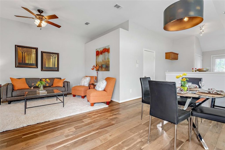 Photo 1 of 22 - 1603 Myrtle Dr, Little Elm, TX 75068