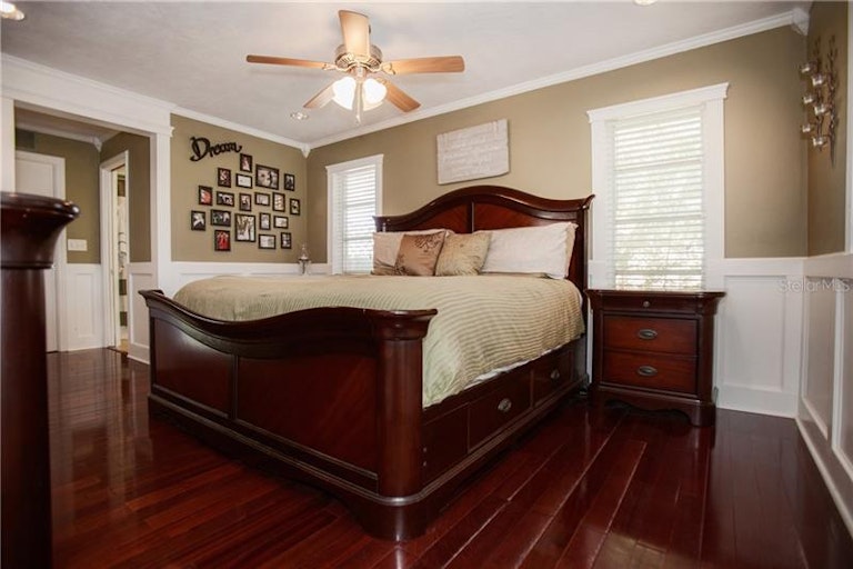 Photo 11 of 24 - 3399 Espanola Dr, Sarasota, FL 34239
