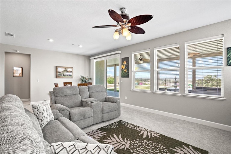 Photo 10 of 66 - 2580 Chesapeake Way, Lincoln, CA 95648