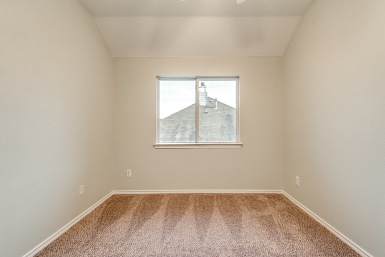 Photo 33 of 37 - 1610 Warrington Way, Forney, TX 75126