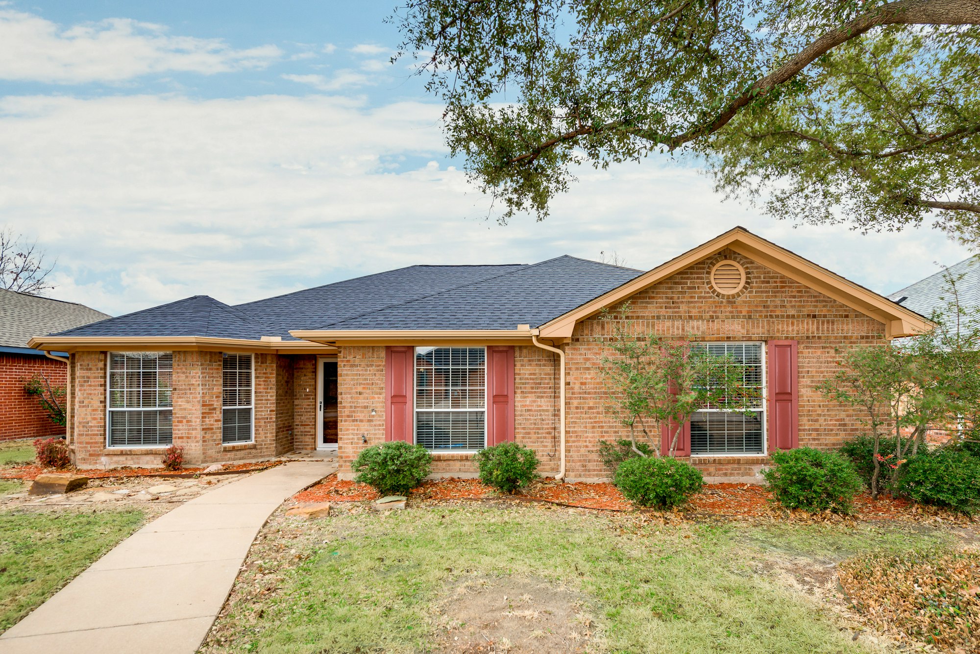 Photo 1 of 19 - 416 Kylie Ln, Wylie, TX 75098
