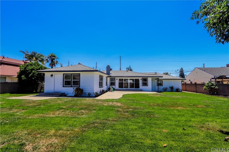 Photo 30 of 32 - 13311 Red Hill Ave, Tustin, CA 92780