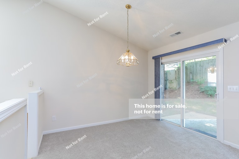 Photo 14 of 27 - 201 Kinship Ln, Apex, NC 27502