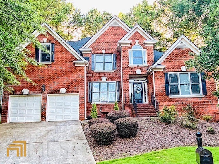 Photo 1 of 34 - 1015 York Cv, Alpharetta, GA 30004