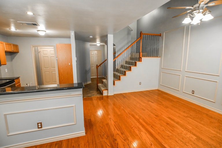 Photo 3 of 36 - 3954 Fernando Dr, Euless, TX 76040