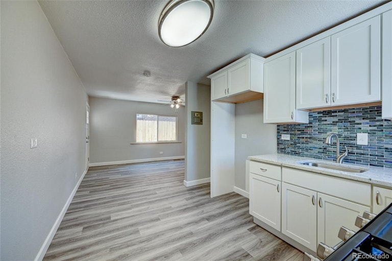 Photo 8 of 20 - 3127 N Elizabeth St, Denver, CO 80205