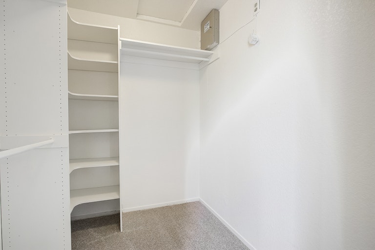 Photo 27 of 36 - 4232 Empire Way, Carmichael, CA 95608