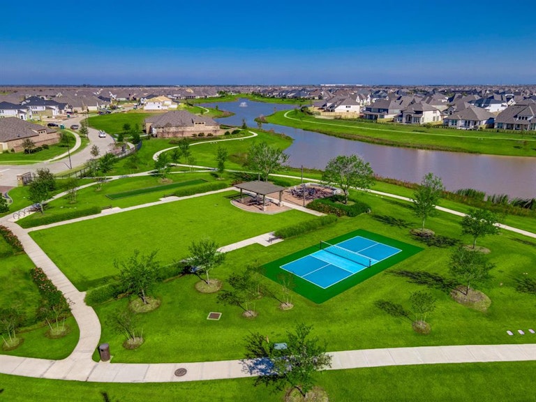 Photo 10 of 22 - 23758 Celeste Fig Dr, Katy, TX 77493