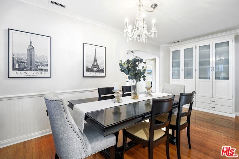 Photo 8 of 50 - 4734 Farmdale Ave, North Hollywood, CA 91602