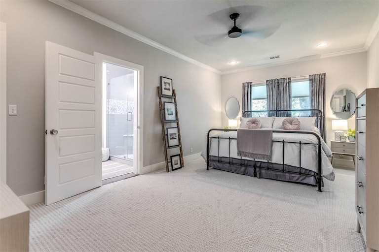Photo 15 of 38 - 405 N Bradley St, McKinney, TX 75069