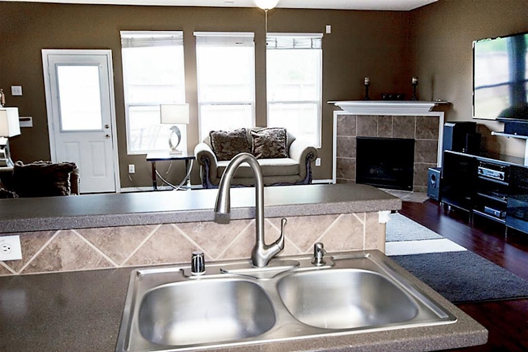 Photo 12 of 31 - 22526 Goss Spring Ct, Spring, TX 77373