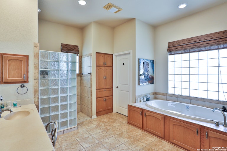 Photo 35 of 69 - 1316 Fm 473, Boerne, TX 78006