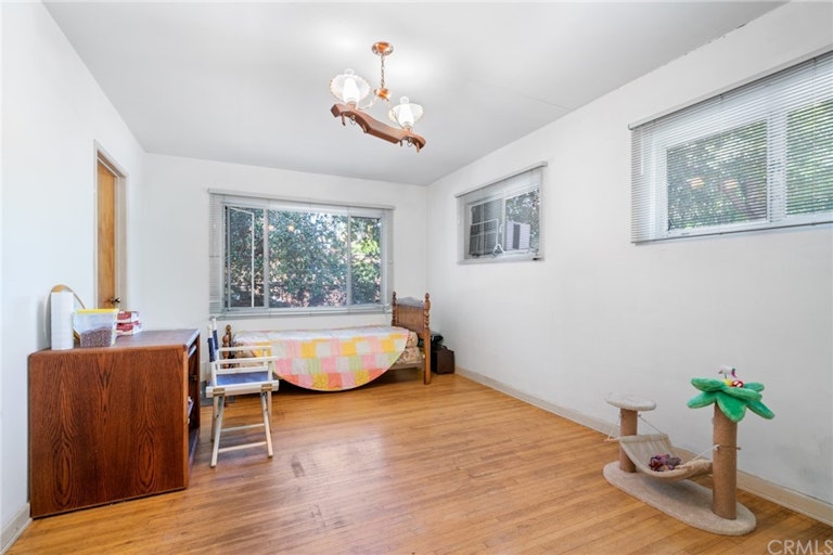 Photo 13 of 25 - 2401 S 3rd Ave, Arcadia, CA 91006
