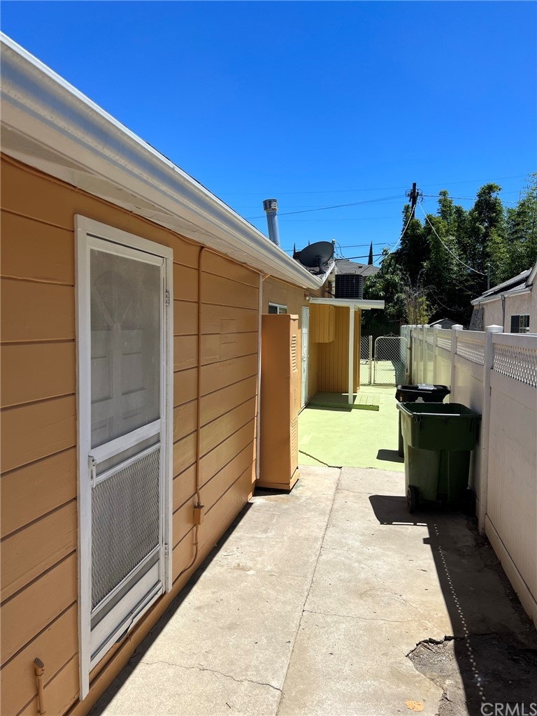 Photo 43 of 43 - 13944 Hartland St, Van Nuys, CA 91405