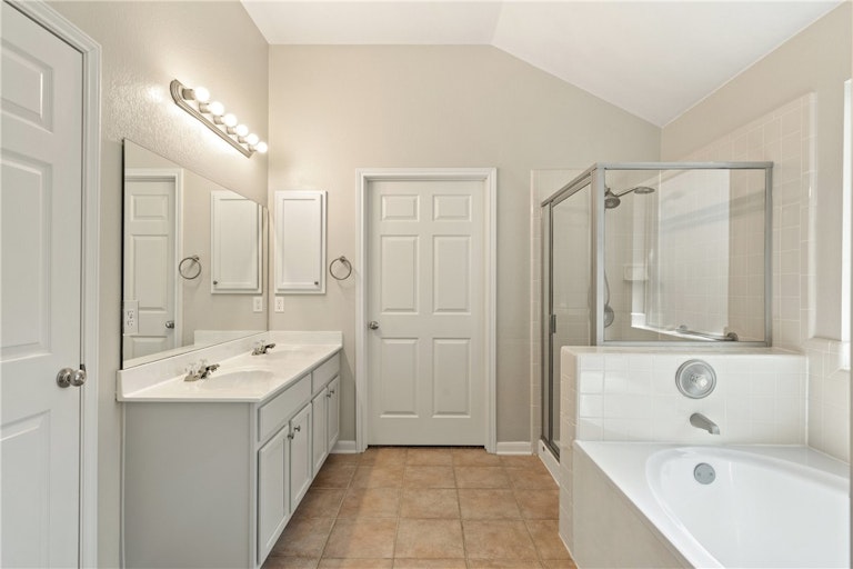 Photo 16 of 25 - 4125 Gazley Ln, Austin, TX 78732
