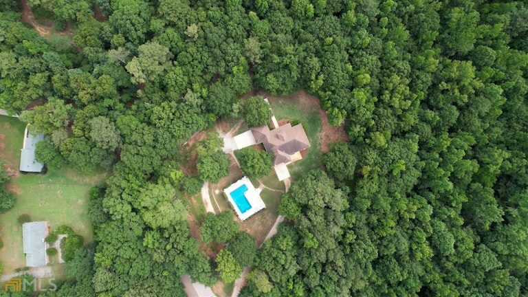 Photo 4 of 50 - 235 Newton Ridge Dr, Covington, GA 30014