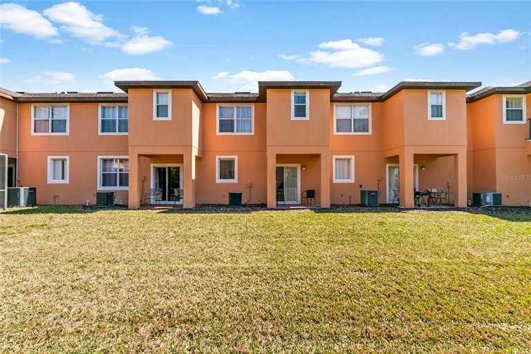 Photo 23 of 28 - 2704 Roadster Ln, Kissimmee, FL 34746