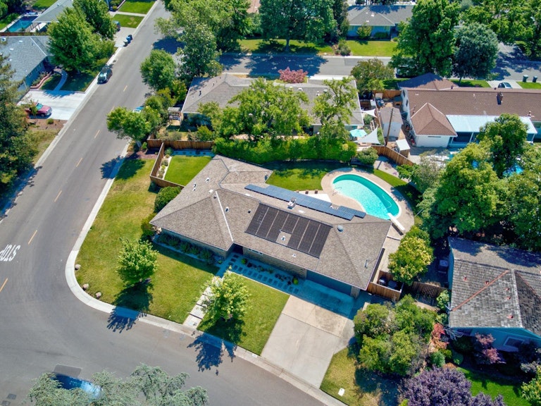 Photo 45 of 68 - 1940 Rolling Hills Rd, Sacramento, CA 95864