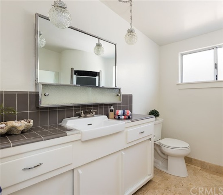 Photo 27 of 33 - 1601 W 20th St, San Pedro, CA 90732