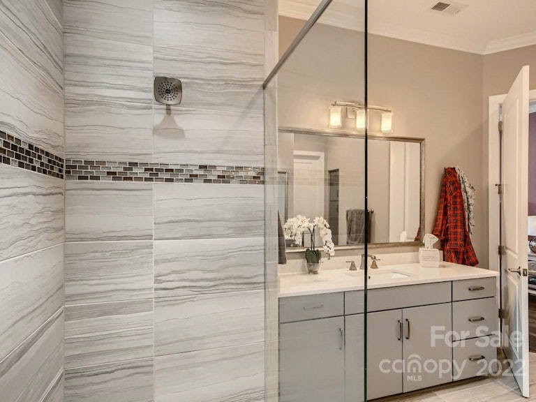 Photo 23 of 48 - 5591 Elk Knob Ct, Denver, NC 28037
