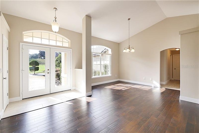 Photo 2 of 25 - 17021 Magnolia Island Blvd, Clermont, FL 34711