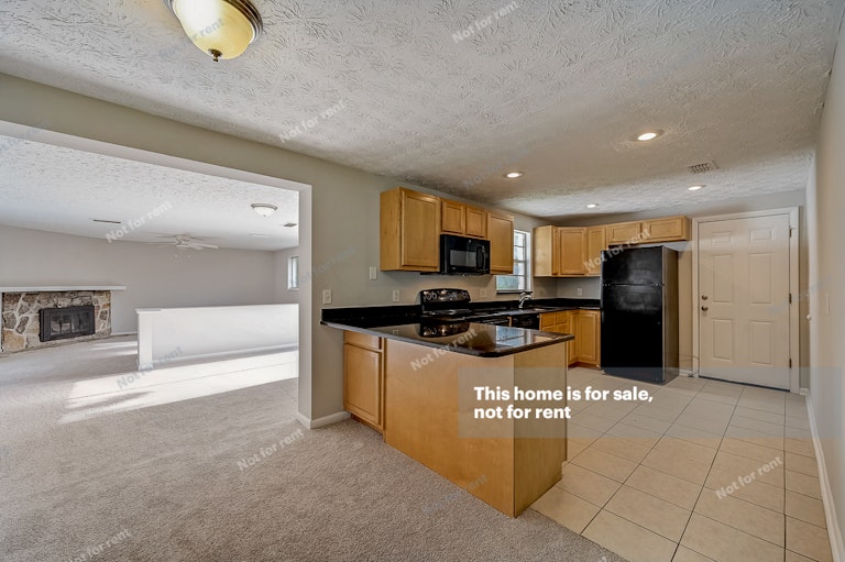 Photo 18 of 24 - 6937 Oriely Dr S, Jacksonville, FL 32210