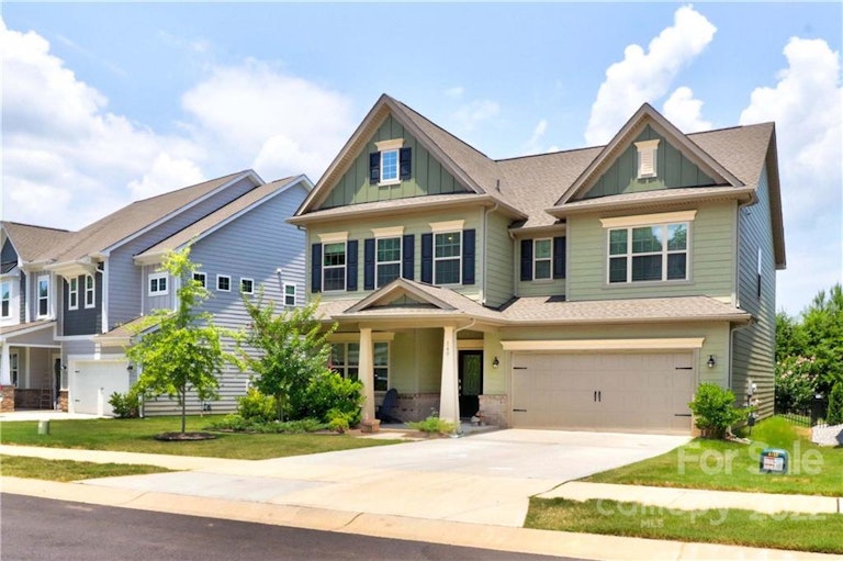 Photo 1 of 40 - 140 W Morehouse Ave, Mooresville, NC 28117