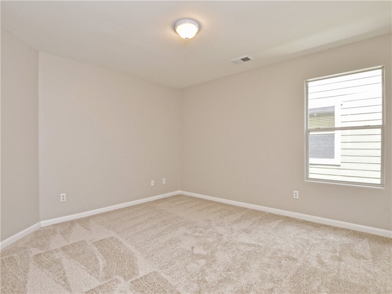 Photo 27 of 40 - 2116 Amur Dr, Austin, TX 78745