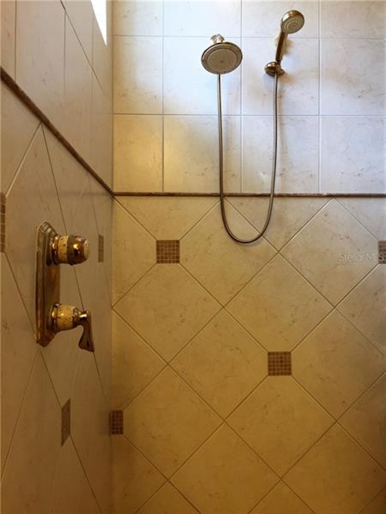Photo 14 of 19 - 3128 Sheehan Dr, Land O Lakes, FL 34638