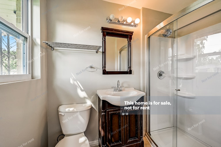 Photo 6 of 27 - 3503 Rogero Rd, Jacksonville, FL 32277