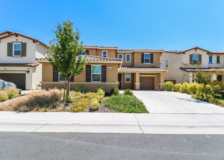 Photo 1 of 27 - 8740 Presto Ct, Elk Grove, CA 95757