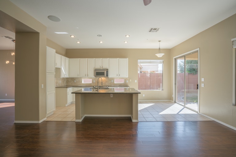 Photo 5 of 20 - 7819 E Phantom Way, Scottsdale, AZ 85255