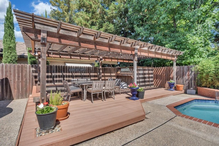 Photo 40 of 44 - 9245 Laguna Lake Way, Elk Grove, CA 95758