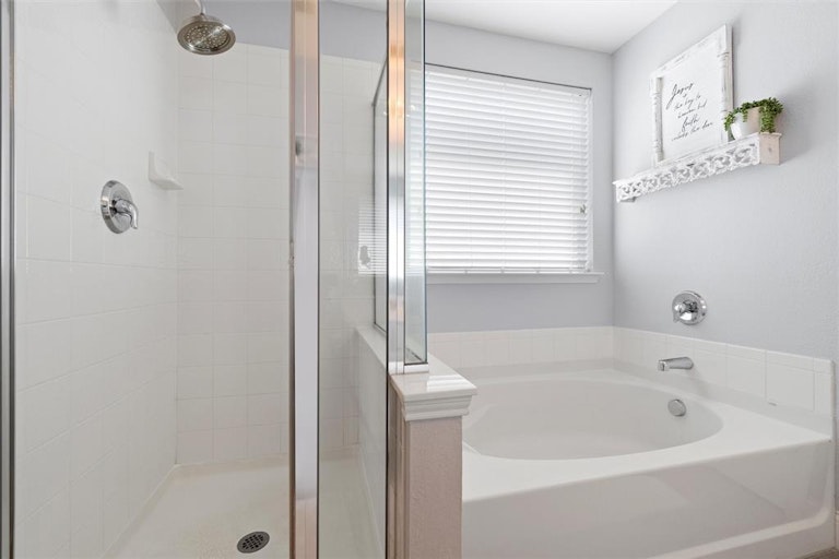 Photo 15 of 27 - 381 Bayberry Dr, Fate, TX 75087