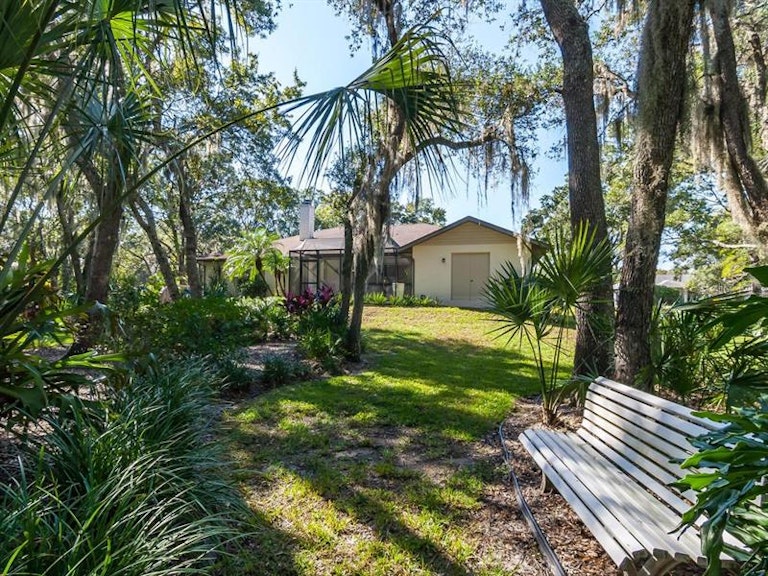 Photo 23 of 25 - 6079 Ravenwood Dr, Sarasota, FL 34243