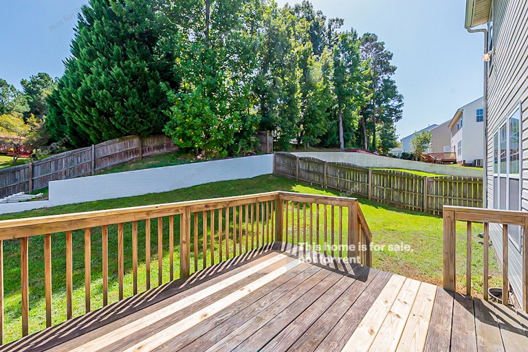 Photo 14 of 22 - 8824 Kaplan Woods Way, Wake Forest, NC 27587