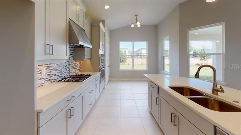 Photo 11 of 16 - 12794 Serene Bocage Pl, Riverview, FL 33569
